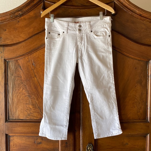 Red Engine White Crop/Capri jeans Size 29 - Picture 1 of 10